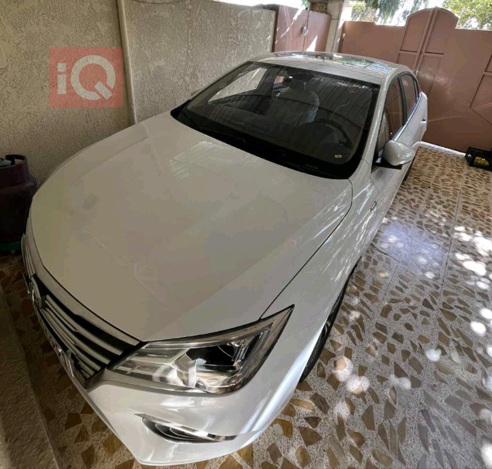 MG 5